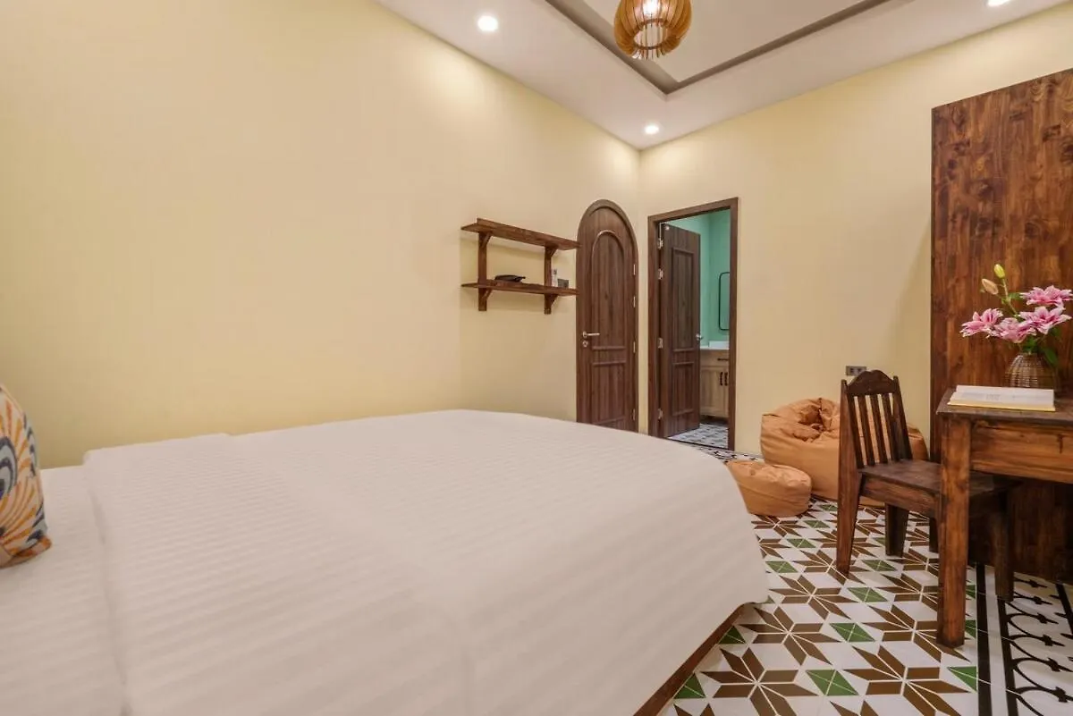 Goldland Villa - 4Br 5Bth Sauna & Jacuzzi, Billiard 5' My Khe Beach Da Nang Vietnam