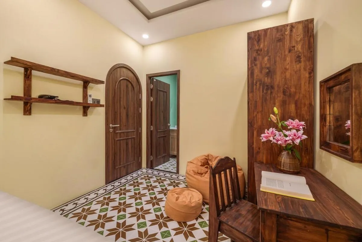 Goldland Villa - 4Br 5Bth Sauna & Jacuzzi, Billiard 5' My Khe Beach Da Nang